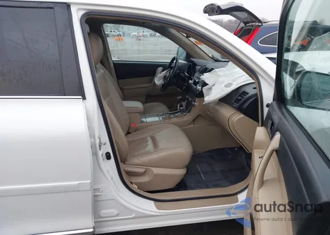 2011 Toyota Highlander Se V6 из США, поврежденный, VIN 5TDBK3EH0BS063098